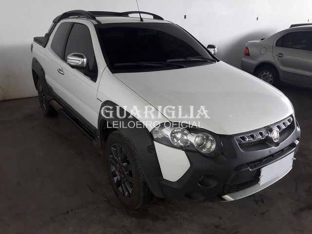 FIAT STRADA 1.8 MPI ADVENTURE CD 16V FLEX AUT 2014