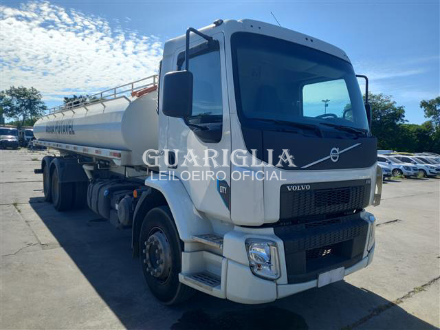 VOLVO VM 270 6X2 R 2022