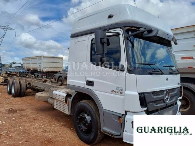 MERCEDES BENZ ATEGO 2429 2023