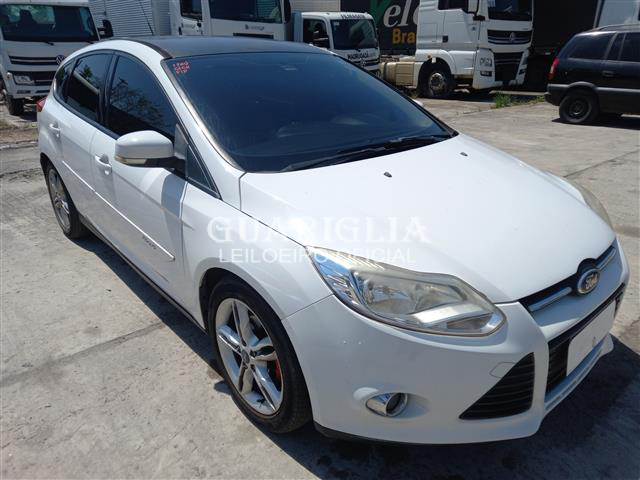 FORD FOCUS 2.0 SE 16V FLEX POWERSHIFT 2015