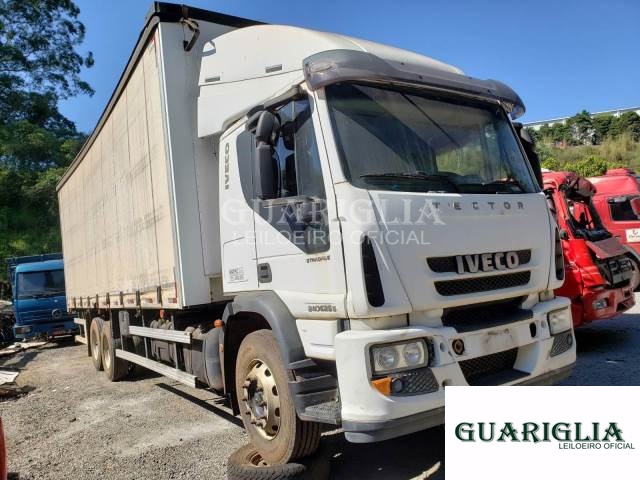 IVECO TECTOR 240E25 2011