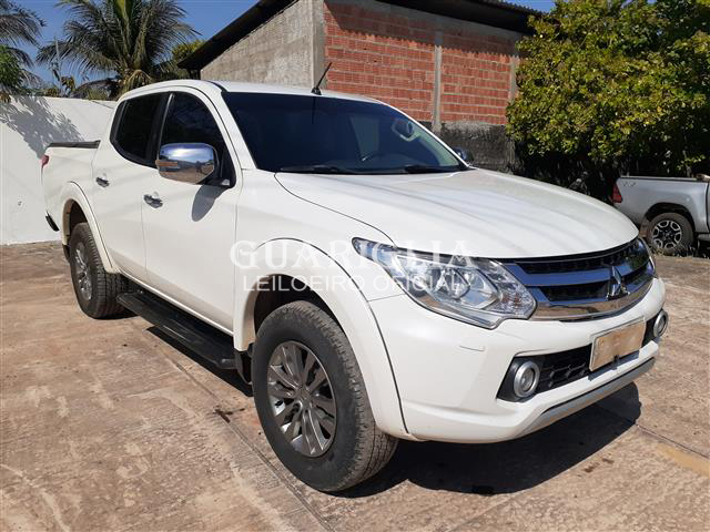 MITSUBISHI TRITON 2.4 16V TURBO DIESEL SPORT HPE TOP 4X4 AUT 2018