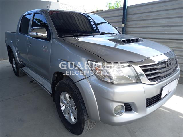 TOYOTA HILUX 3.0 SRV 4X4 CD 16V TURBO INTERCOOLER DIESEL AUT 2015